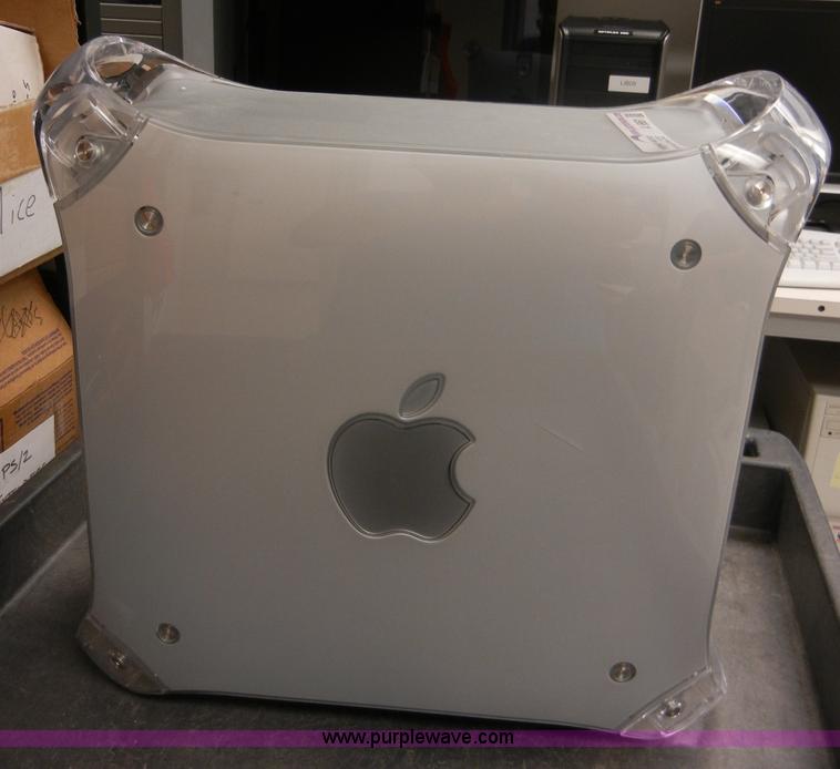 image for item A9961 Apple Power Mac G4 Quick Silver computer tower