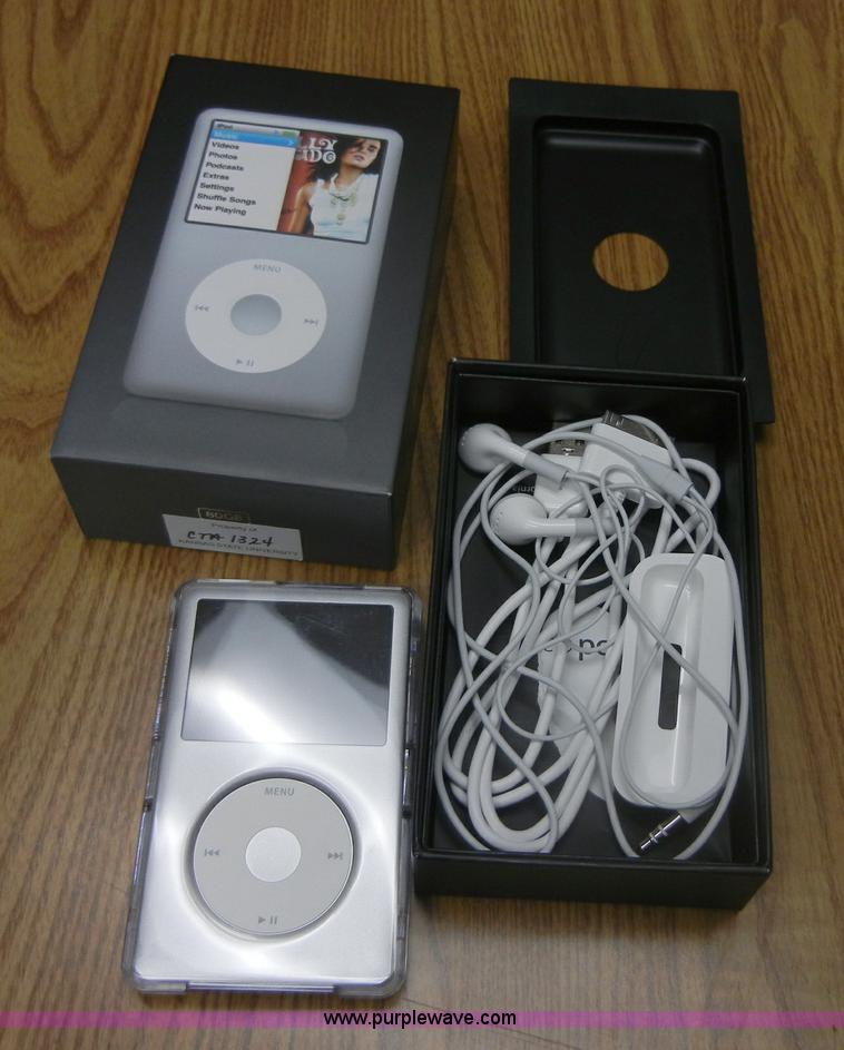 image for item A9963 (6) Apple 80 GB iPods