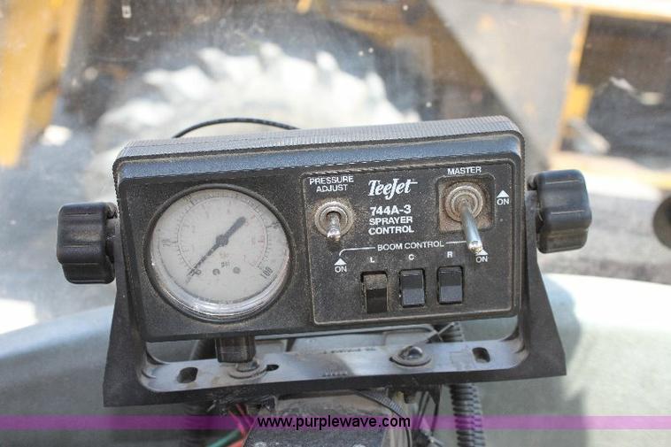 image for item B9789 2000 Zetor 6321 tractor