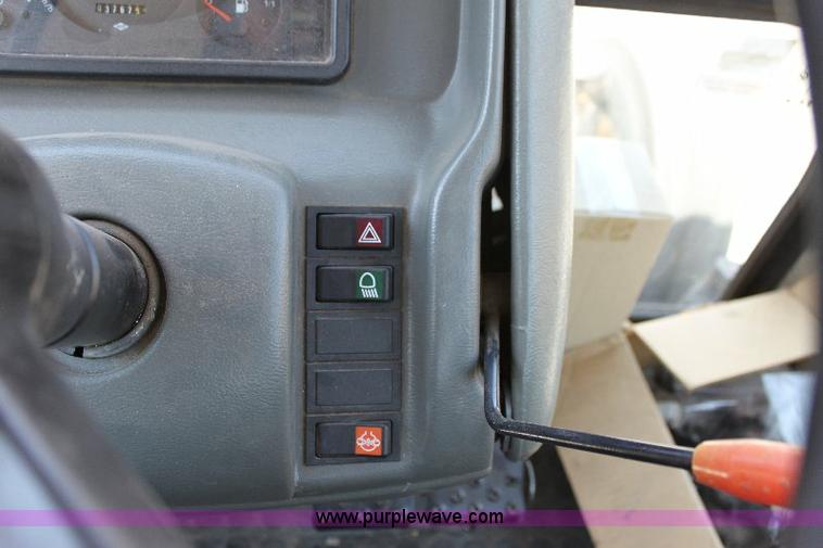 image for item B9789 2000 Zetor 6321 tractor