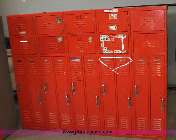 image for item B9882 (2) sections of locker units