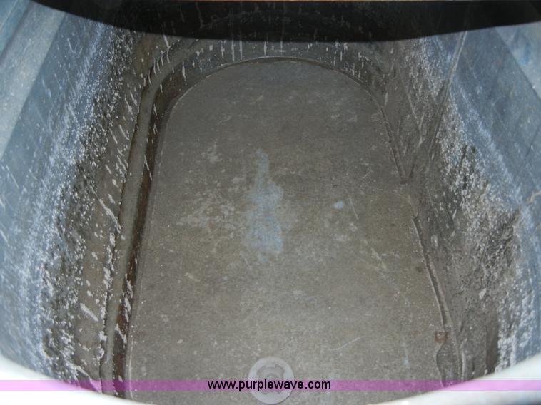 image for item D9594 (6) galvanized stock tanks