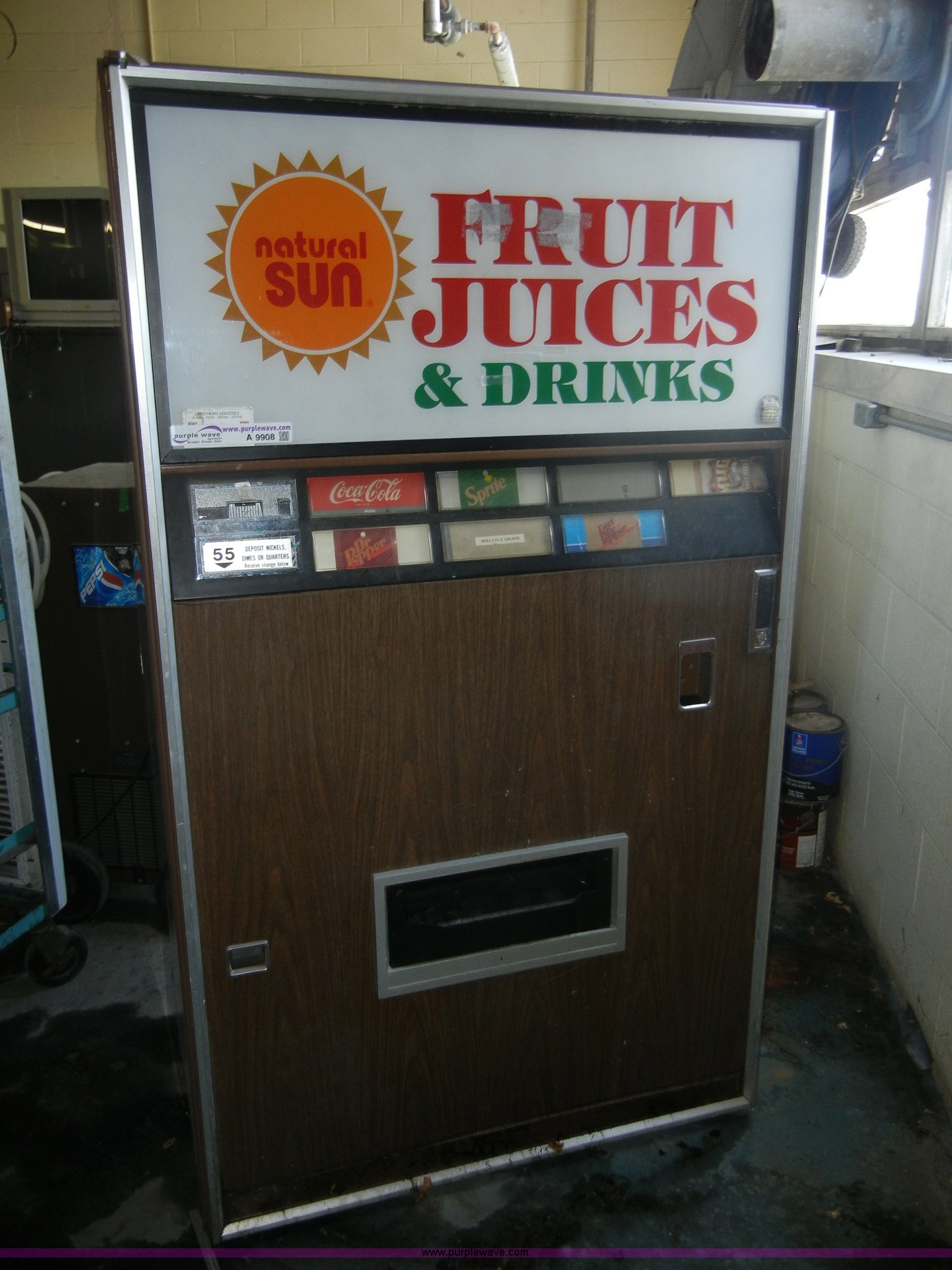 Fruit juice or soda machine in Olathe, KS Item A9908 sold Purple Wave