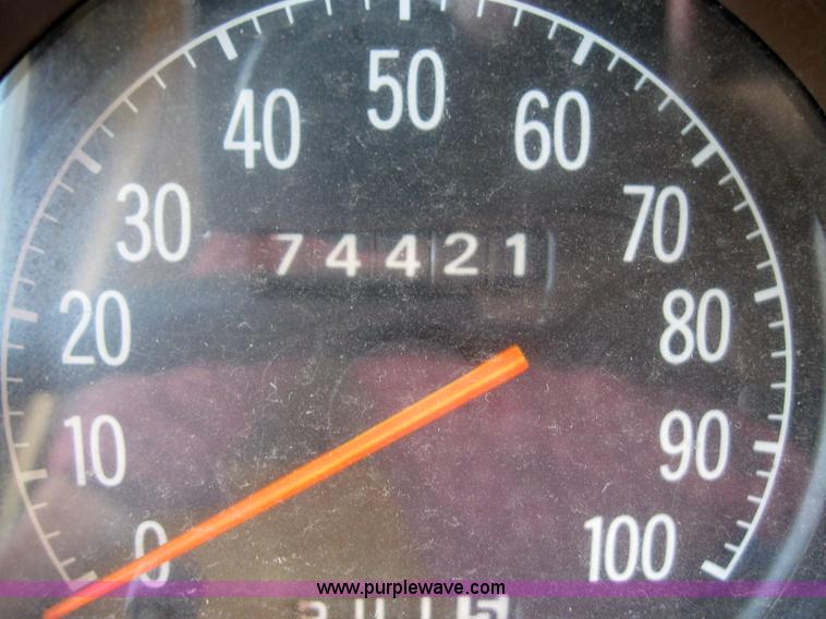 image for item 6813 1975 The Executive 30' camper