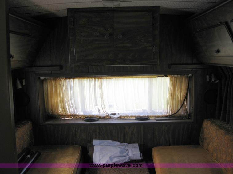 image for item 6813 1975 The Executive 30' camper