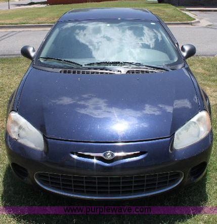 image for item A2552 2003 Chrysler Sebring LX