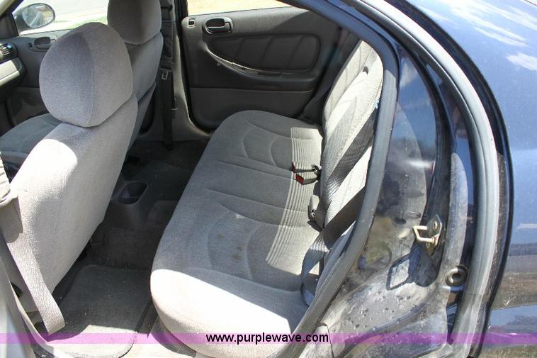 image for item A2552 2003 Chrysler Sebring LX