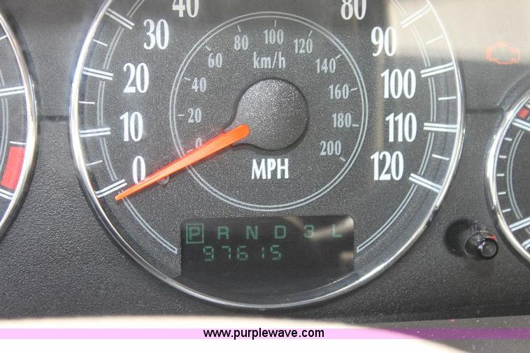 image for item A2552 2003 Chrysler Sebring LX