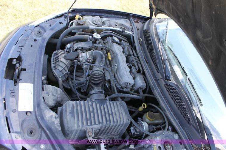 image for item A2552 2003 Chrysler Sebring LX