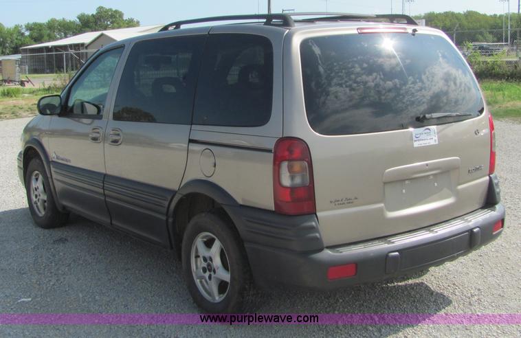 image for item A3591 2000 Pontiac Montana mini van