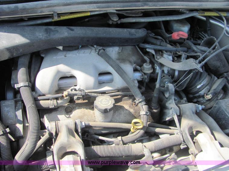 image for item A3591 2000 Pontiac Montana mini van