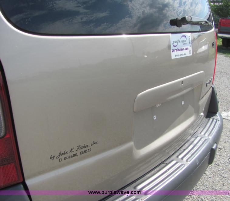 image for item A3591 2000 Pontiac Montana mini van