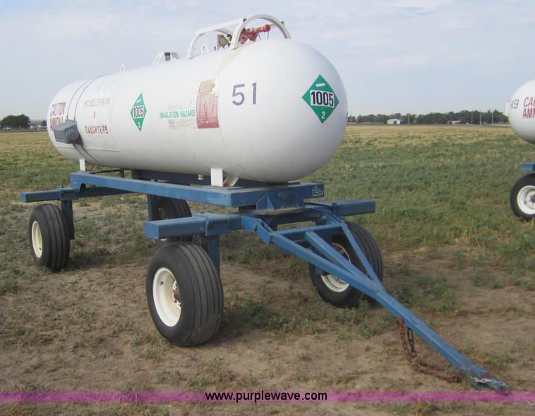 image for item A3819 Trinity 1,000 gallon anhydrous tank