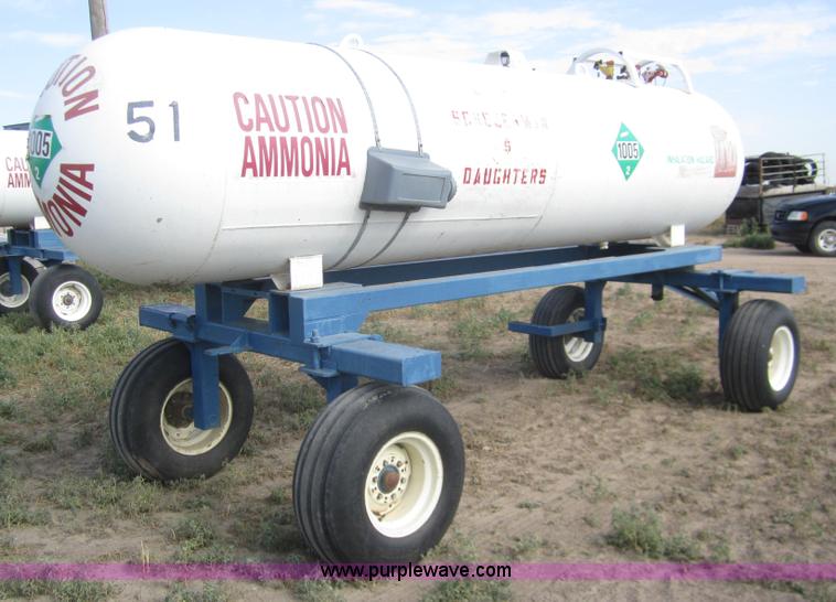 image for item A3819 Trinity 1,000 gallon anhydrous tank