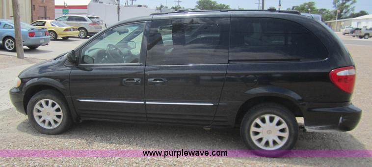 image for item A3839 2003 Chrysler Town & Country LXi mini van