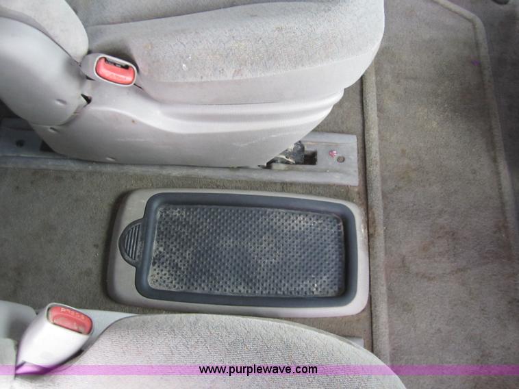 image for item A3839 2003 Chrysler Town & Country LXi mini van