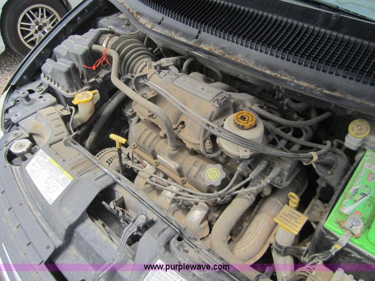 image for item A3839 2003 Chrysler Town & Country LXi mini van