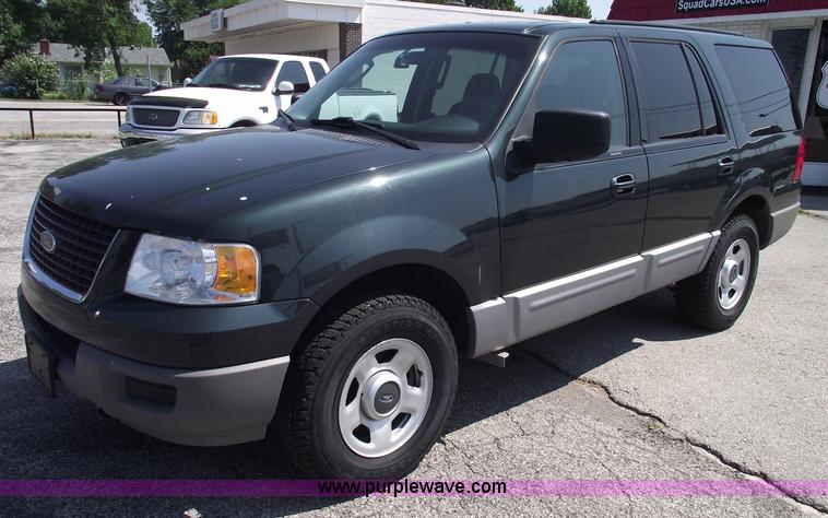 image for item A4148 2003 Ford Expedition XLT SUV