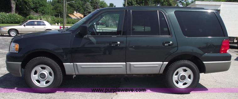 image for item A4148 2003 Ford Expedition XLT SUV