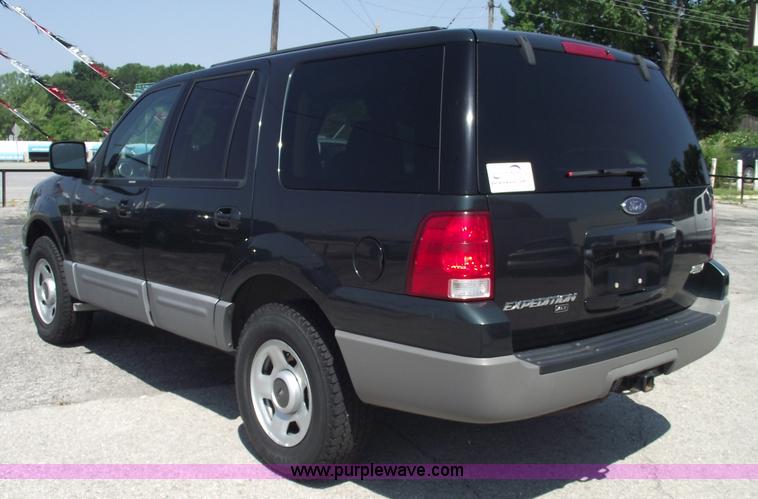 image for item A4148 2003 Ford Expedition XLT SUV