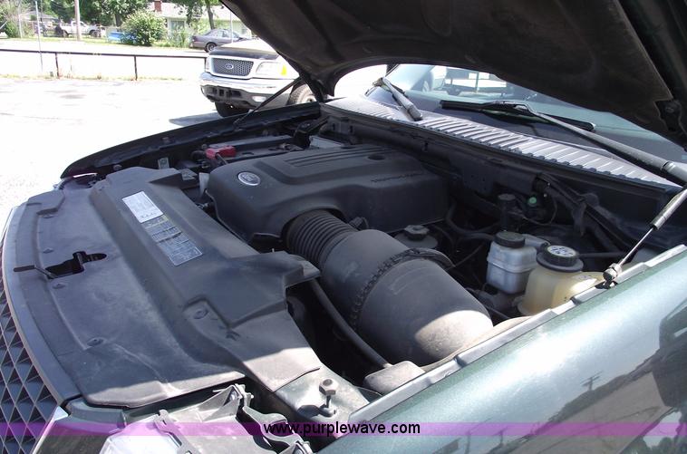 image for item A4148 2003 Ford Expedition XLT SUV