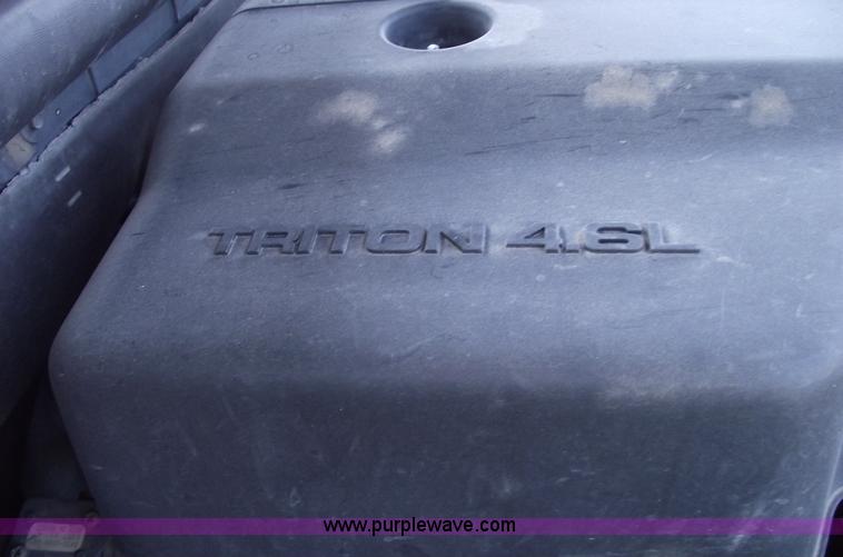 image for item A4148 2003 Ford Expedition XLT SUV