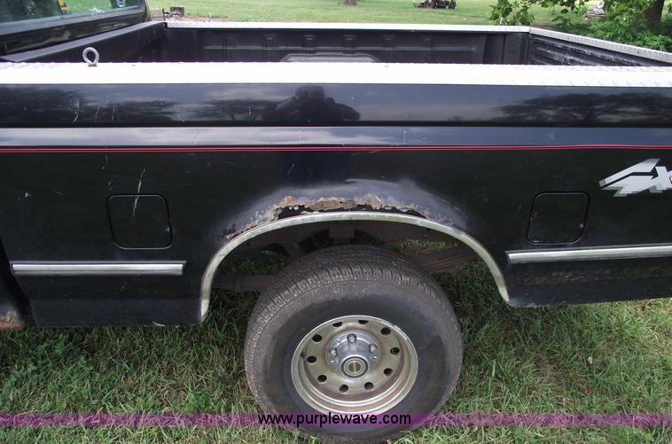image for item A4152 1995 Ford F150 XLT extended cab pickup truck