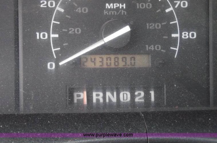 image for item A4152 1995 Ford F150 XLT extended cab pickup truck