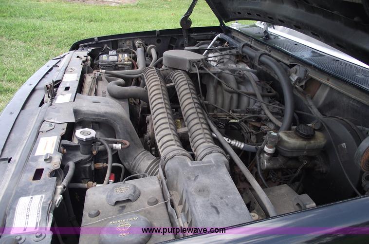 image for item A4152 1995 Ford F150 XLT extended cab pickup truck