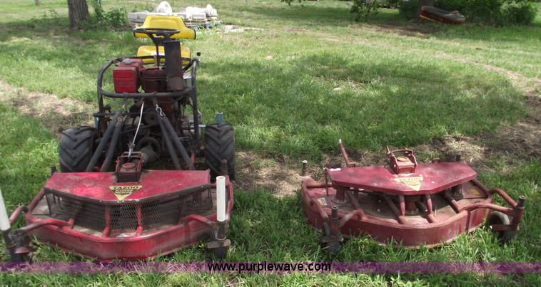 image for item A4155 Yazoo 33 PTO-B ZTR mower