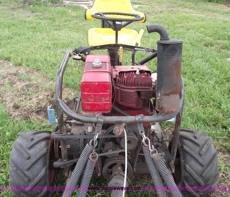 image for item A4155 Yazoo 33 PTO-B ZTR mower