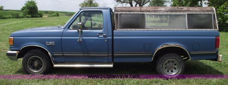 image for item A4156 1991 Ford F150 XLT pickup truck
