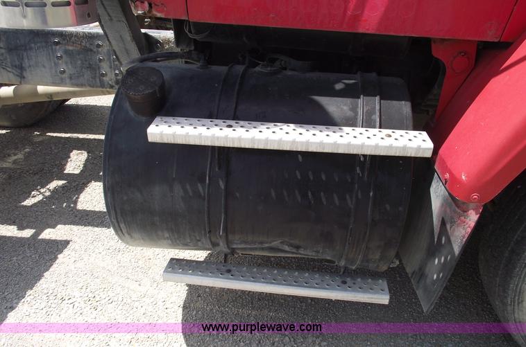 image for item A4188 1988 GMC Brigadier semi truck