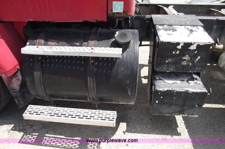 image for item A4188 1988 GMC Brigadier semi truck