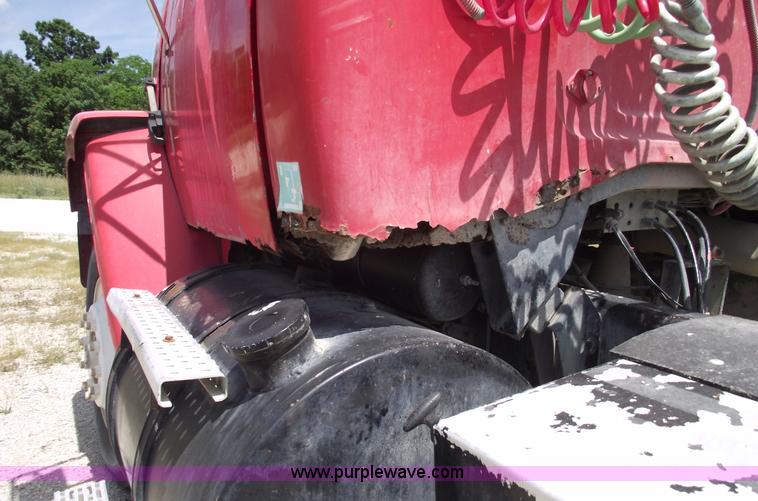 image for item A4188 1988 GMC Brigadier semi truck