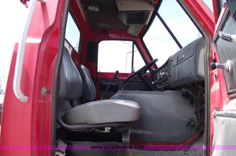 image for item A4188 1988 GMC Brigadier semi truck