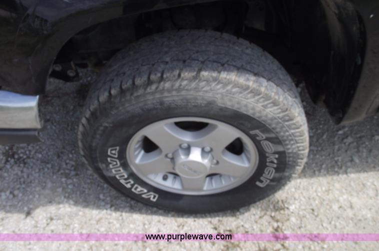 image for item A4190 2007 GMC Canyon SLE pickup truck