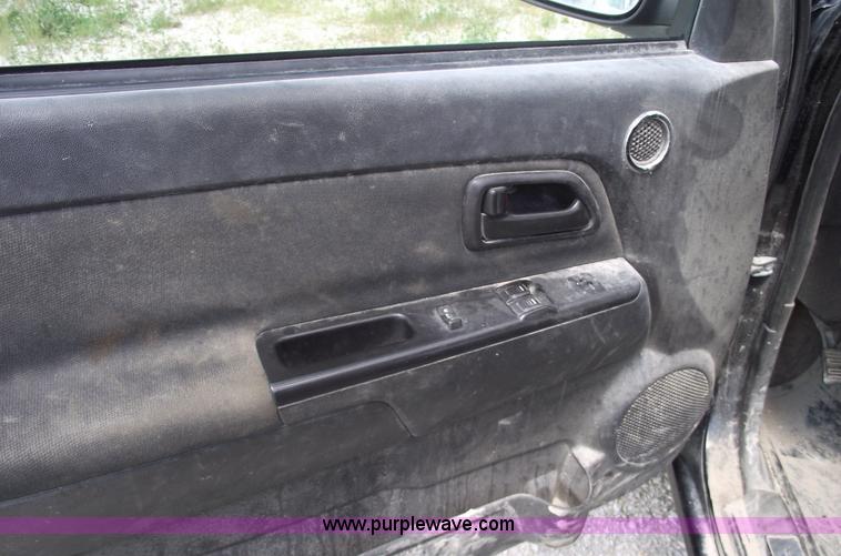 image for item A4190 2007 GMC Canyon SLE pickup truck