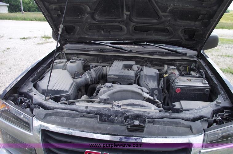 image for item A4190 2007 GMC Canyon SLE pickup truck