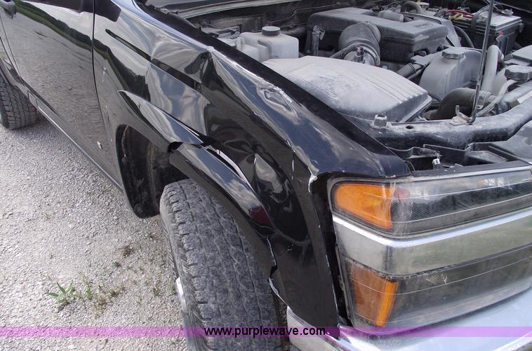 image for item A4190 2007 GMC Canyon SLE pickup truck