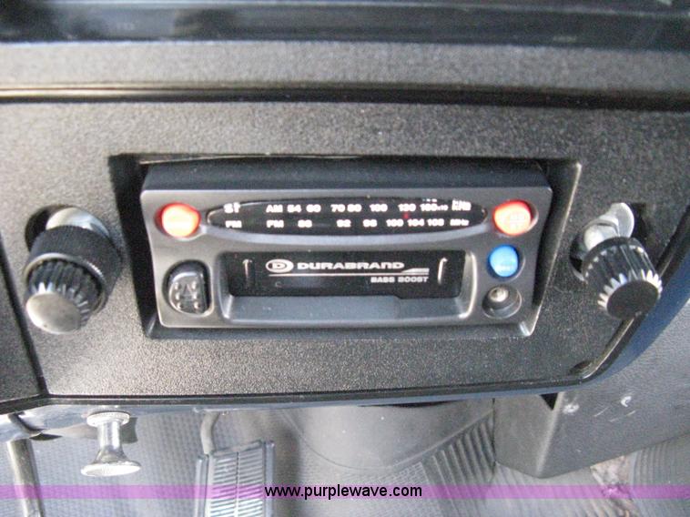 image for item A4275 1989 GMC Sierra Classic truck