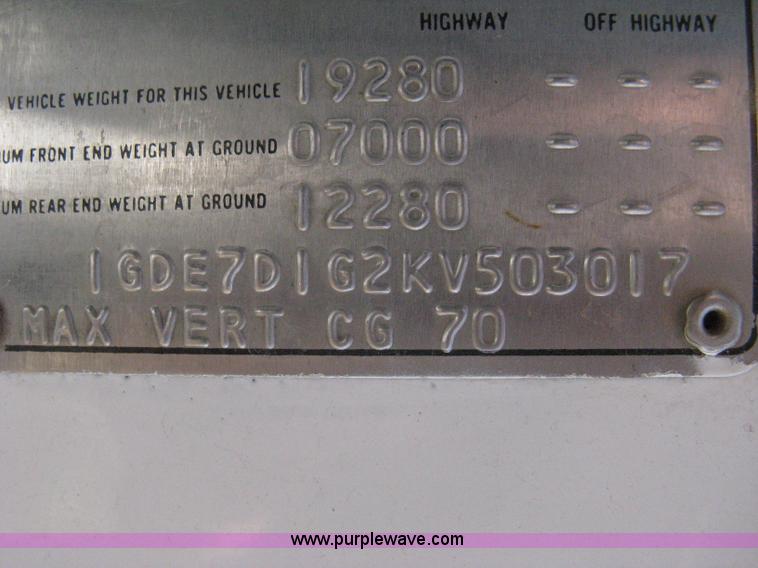 image for item A4275 1989 GMC Sierra Classic truck