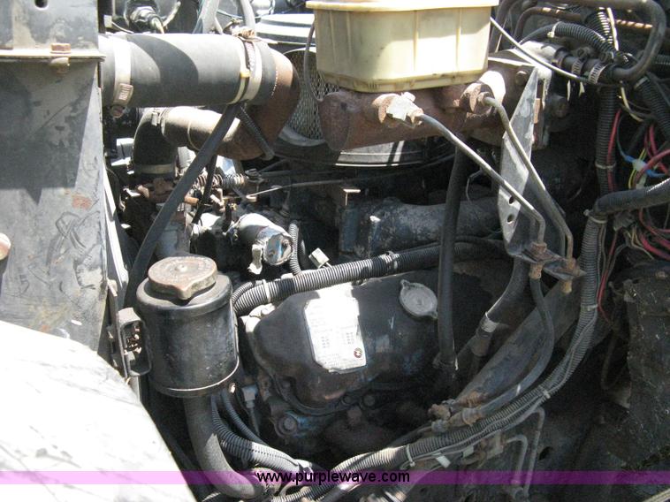 image for item A4275 1989 GMC Sierra Classic truck