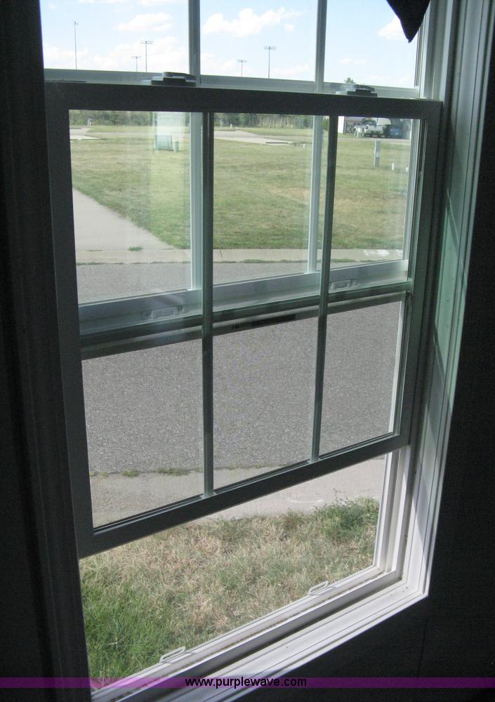 image for item A4276 1995 Skyline Sabre 4302A mobile home