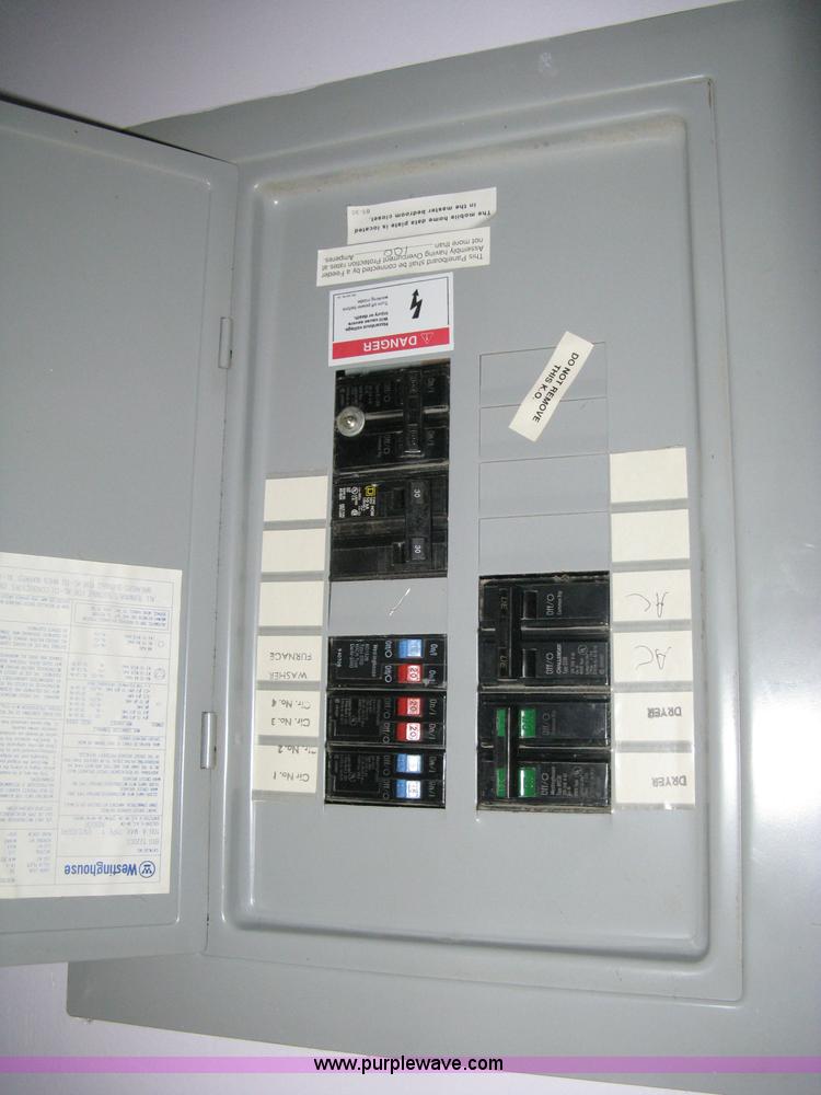 image for item A4276 1995 Skyline Sabre 4302A mobile home