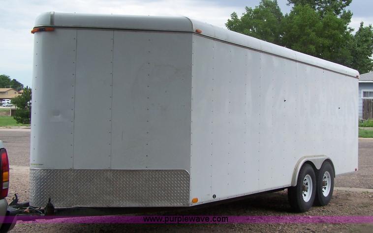 image for item A4578 2001 GNSH enclosed trailer