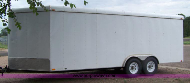 image for item A4578 2001 GNSH enclosed trailer