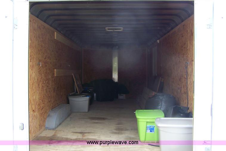 image for item A4578 2001 GNSH enclosed trailer