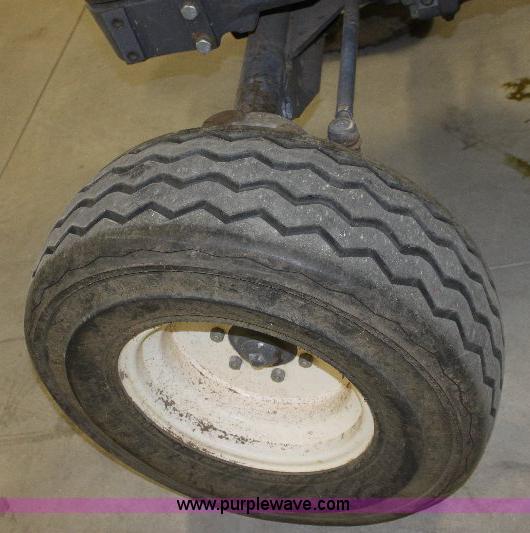 image for item A9113 2000 New Holland TN55 tractor