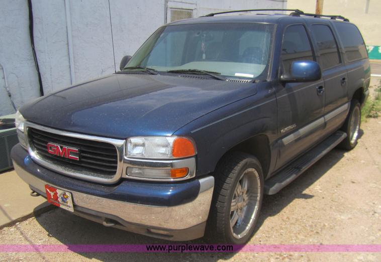 image for item A9369 2000 GMC Yukon XL SUV